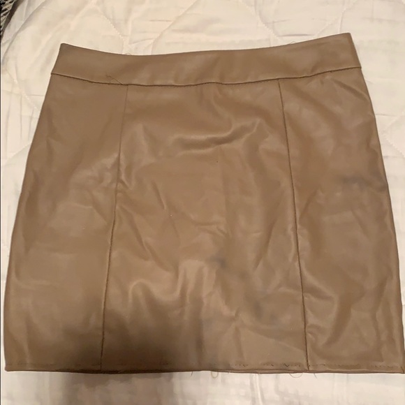 Dresses & Skirts - Faux Leather Mini Skirt